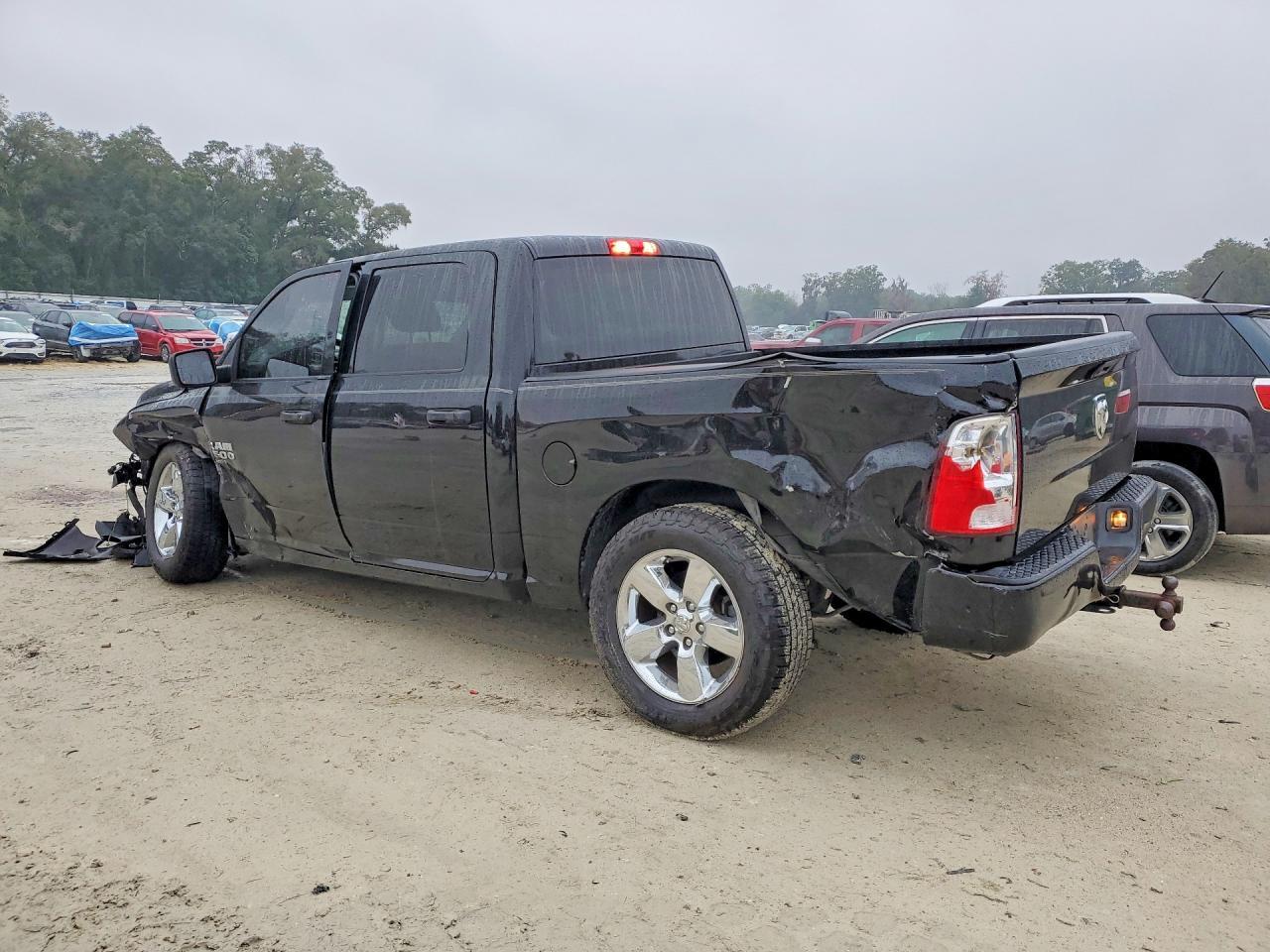 2020 Ram 1500 Classic Tradesman - zdjęcie 2