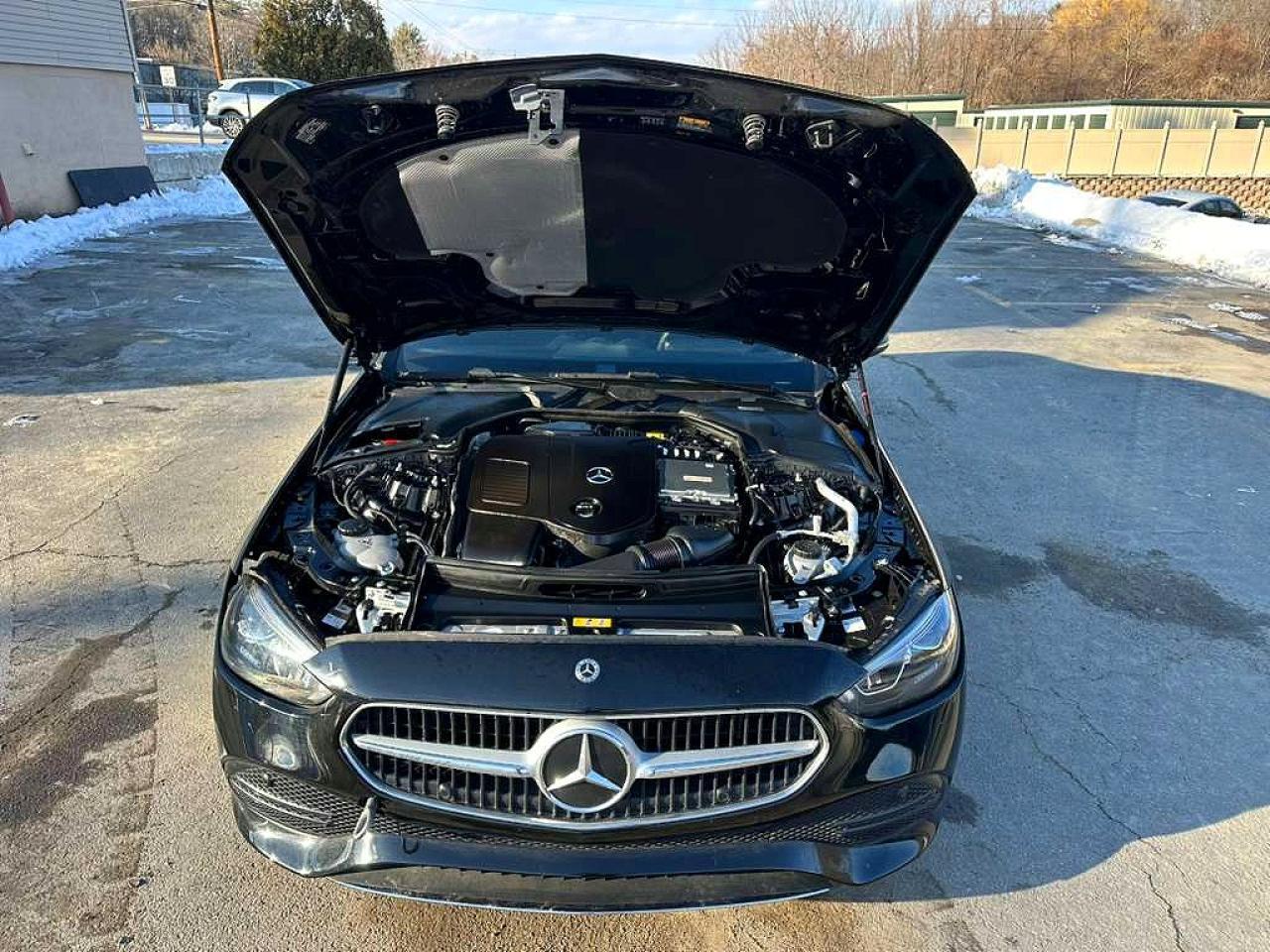 2025 Mercedes-Benz C 300 - zdjęcie 9