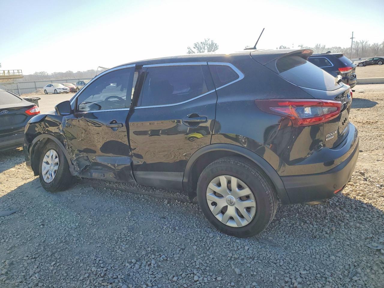 2020 Nissan Rogue Sport S - zdjęcie 2