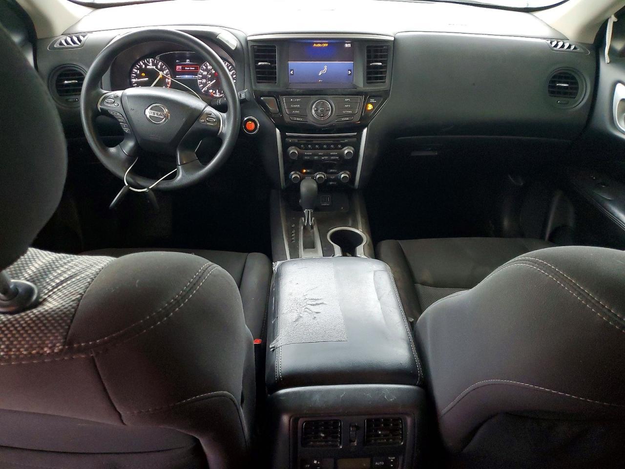 2019 Nissan Pathfinder S - zdjęcie 8