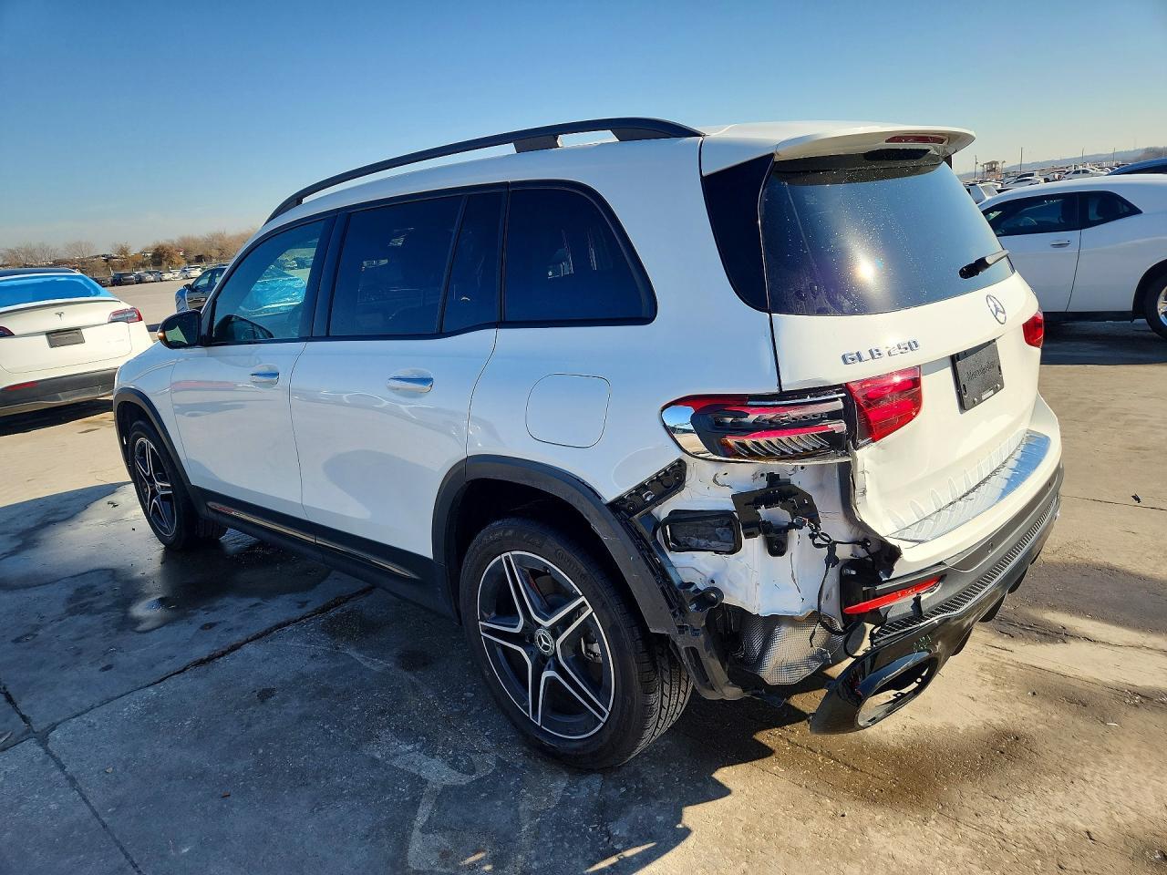 2024 Mercedes-Benz Glb 250 4Matic - zdjęcie 2