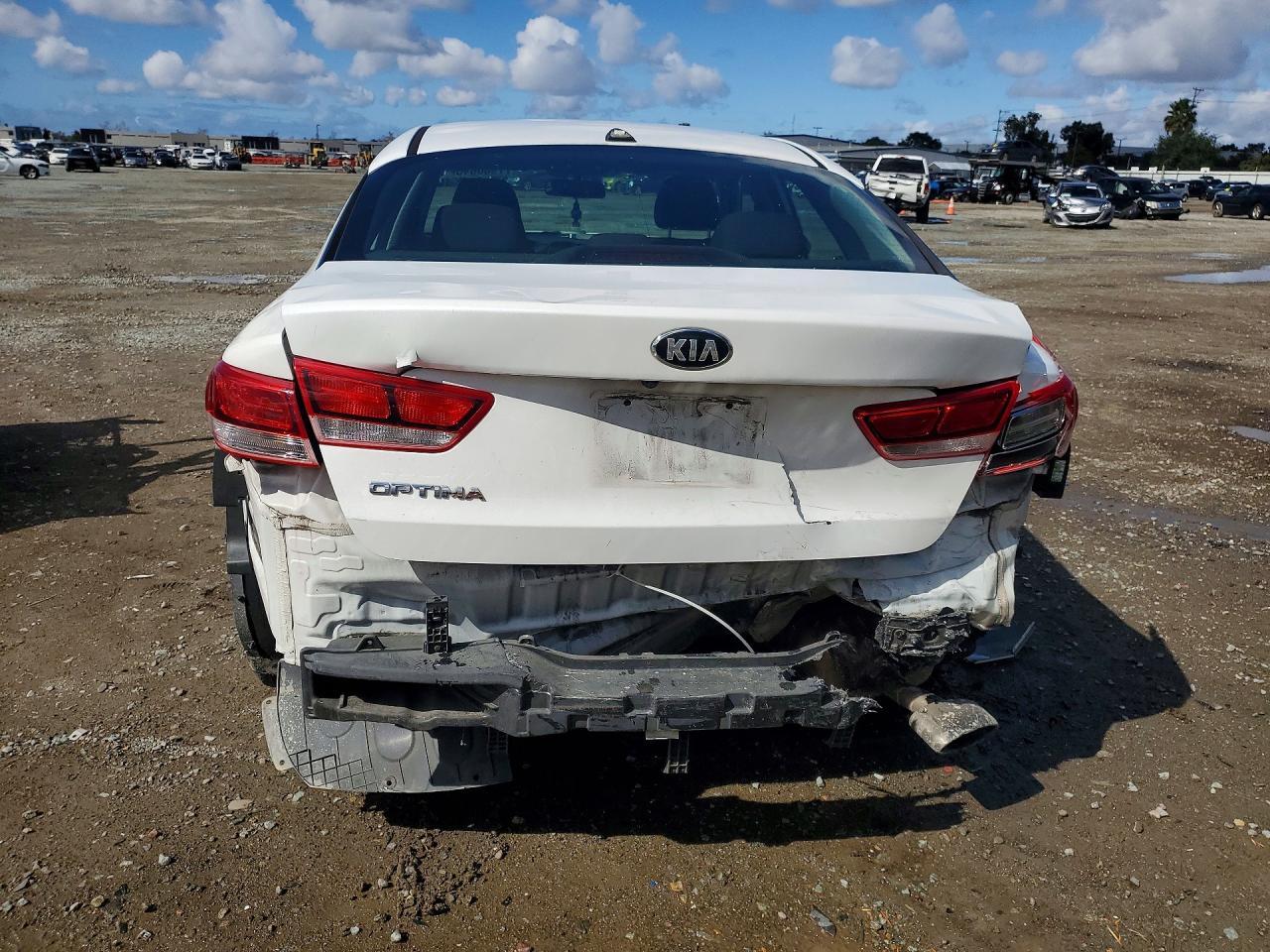 2016 Kia Optima Lx - zdjęcie 6