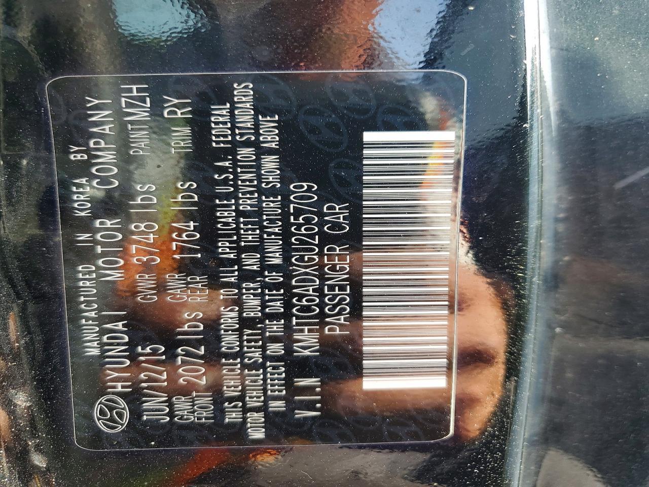 2016 Hyundai Veloster Base - zdjęcie 13