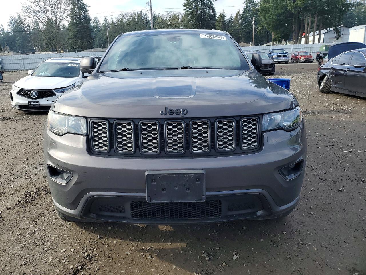 2019 Jeep Grand Cherokee Laredo - zdjęcie 5