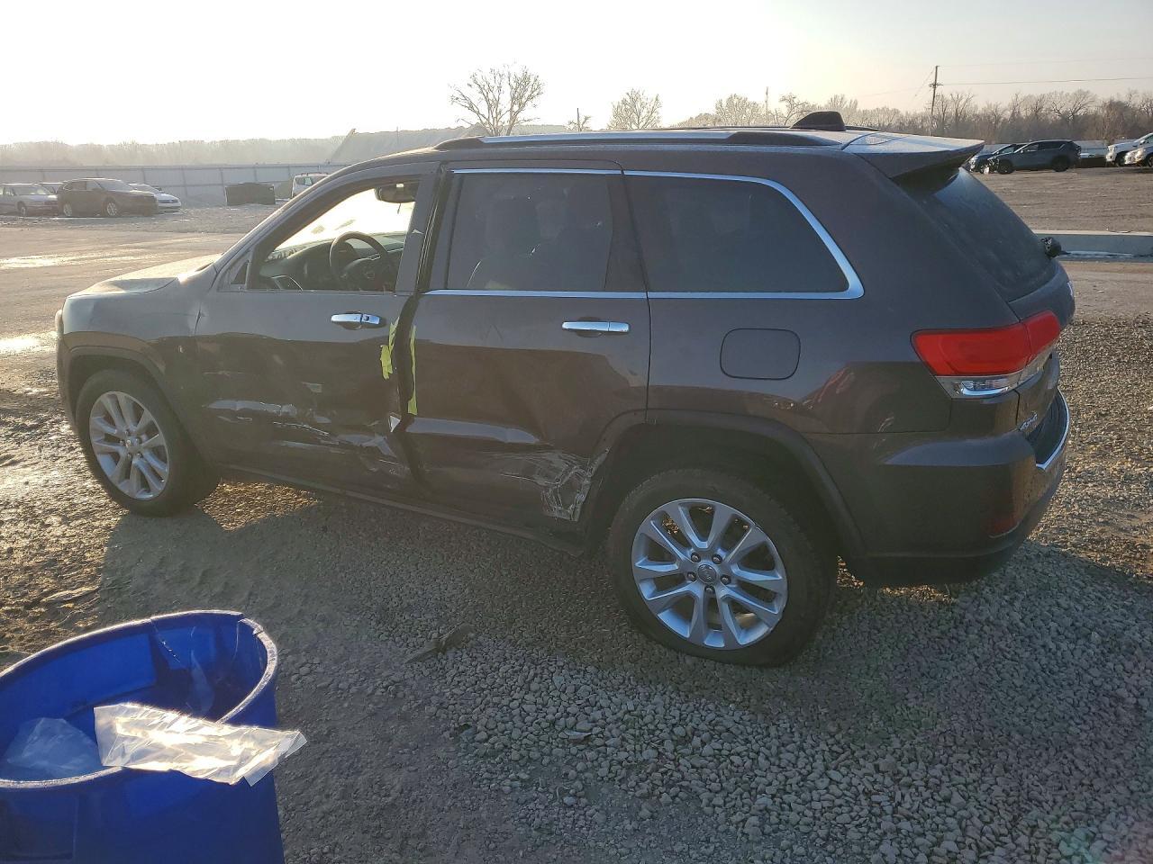 2017 Jeep Grand Cherokee Limited - zdjęcie 2