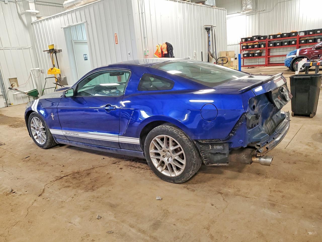 2014 Ford Mustang - zdjęcie 2