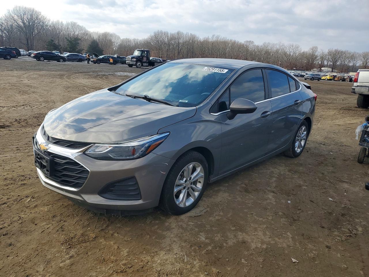 2019 Chevrolet Cruze Lt - zdjęcie główne