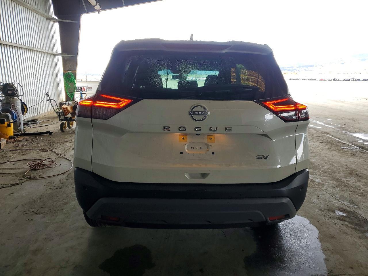 2023 Nissan Rogue Sv - zdjęcie 6