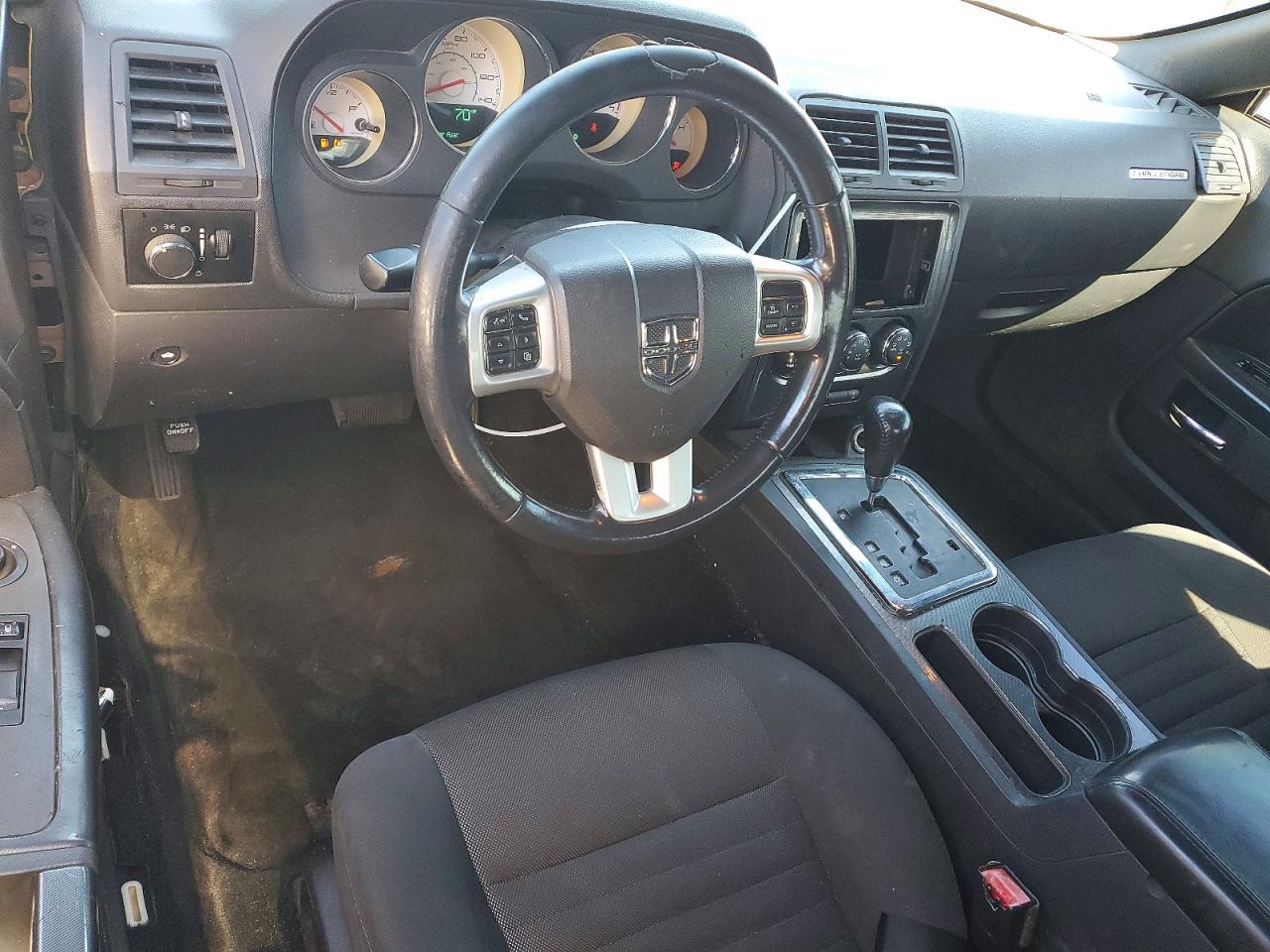 2013 Dodge Challenger Sxt - zdjęcie 8