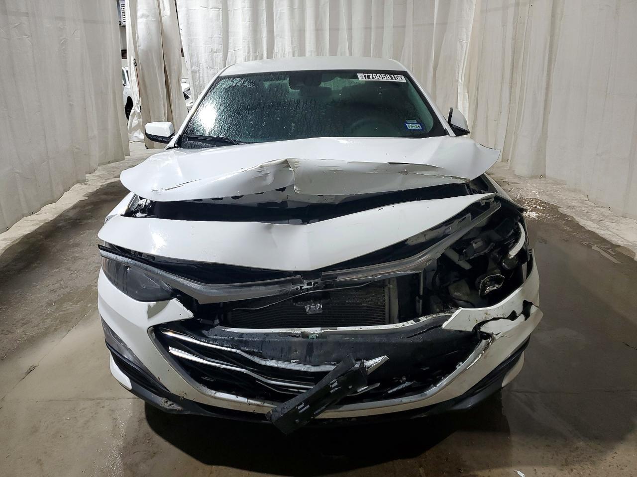 2025 Chevrolet Malibu Lt - zdjęcie 5