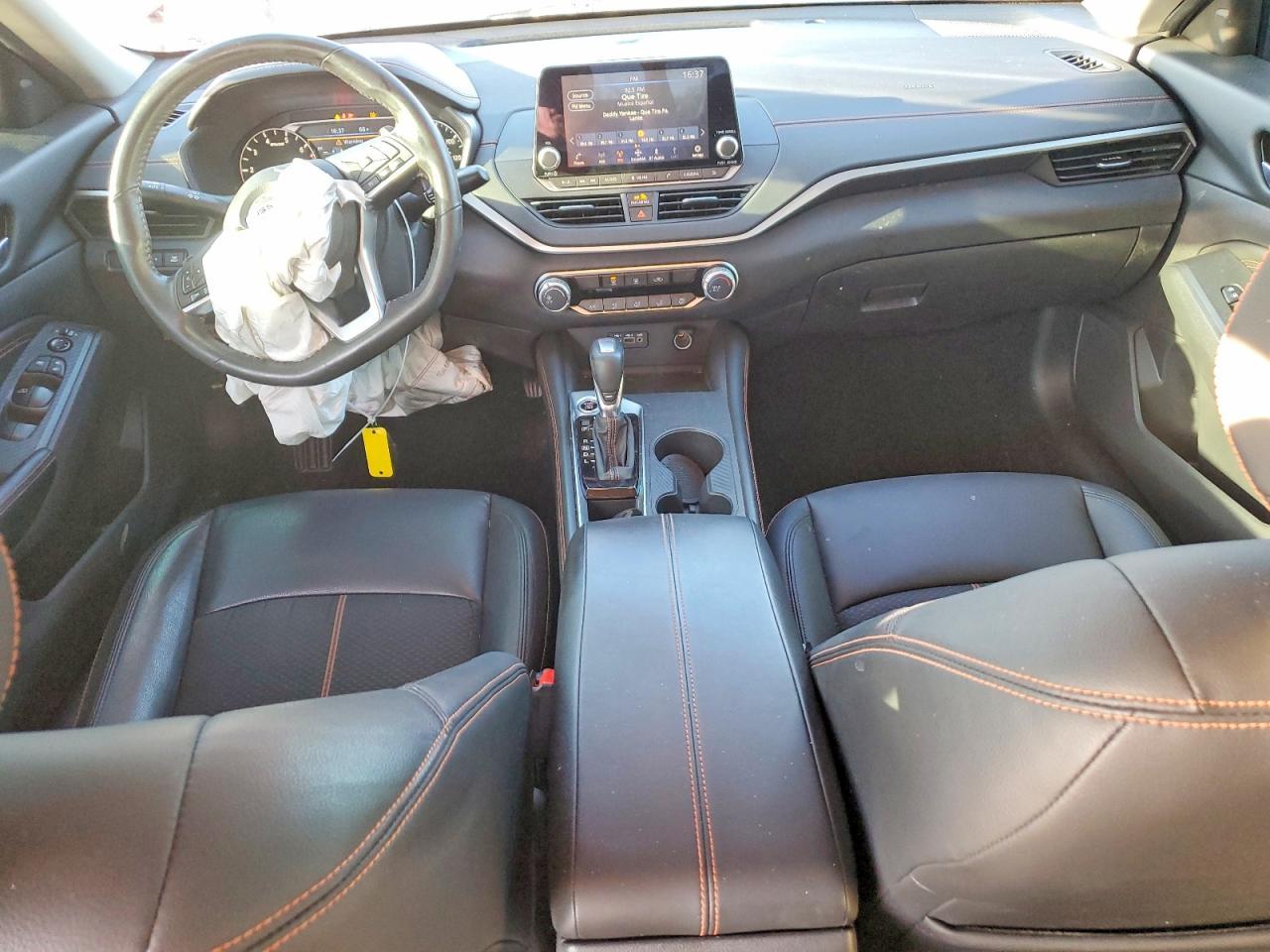 2022 Nissan Altima - zdjęcie 8