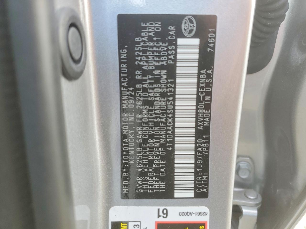 2025 Toyota Camry Xse - zdjęcie 13