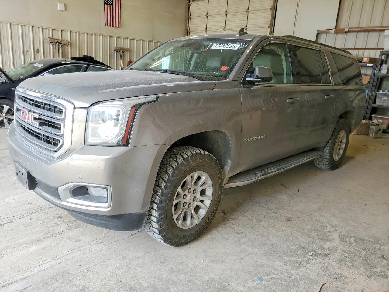 2019 GMC Yukon Xl K1500 Slt - zdjęcie główne