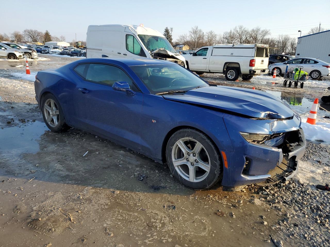 2019 Chevrolet Camaro Ls - zdjęcie 4