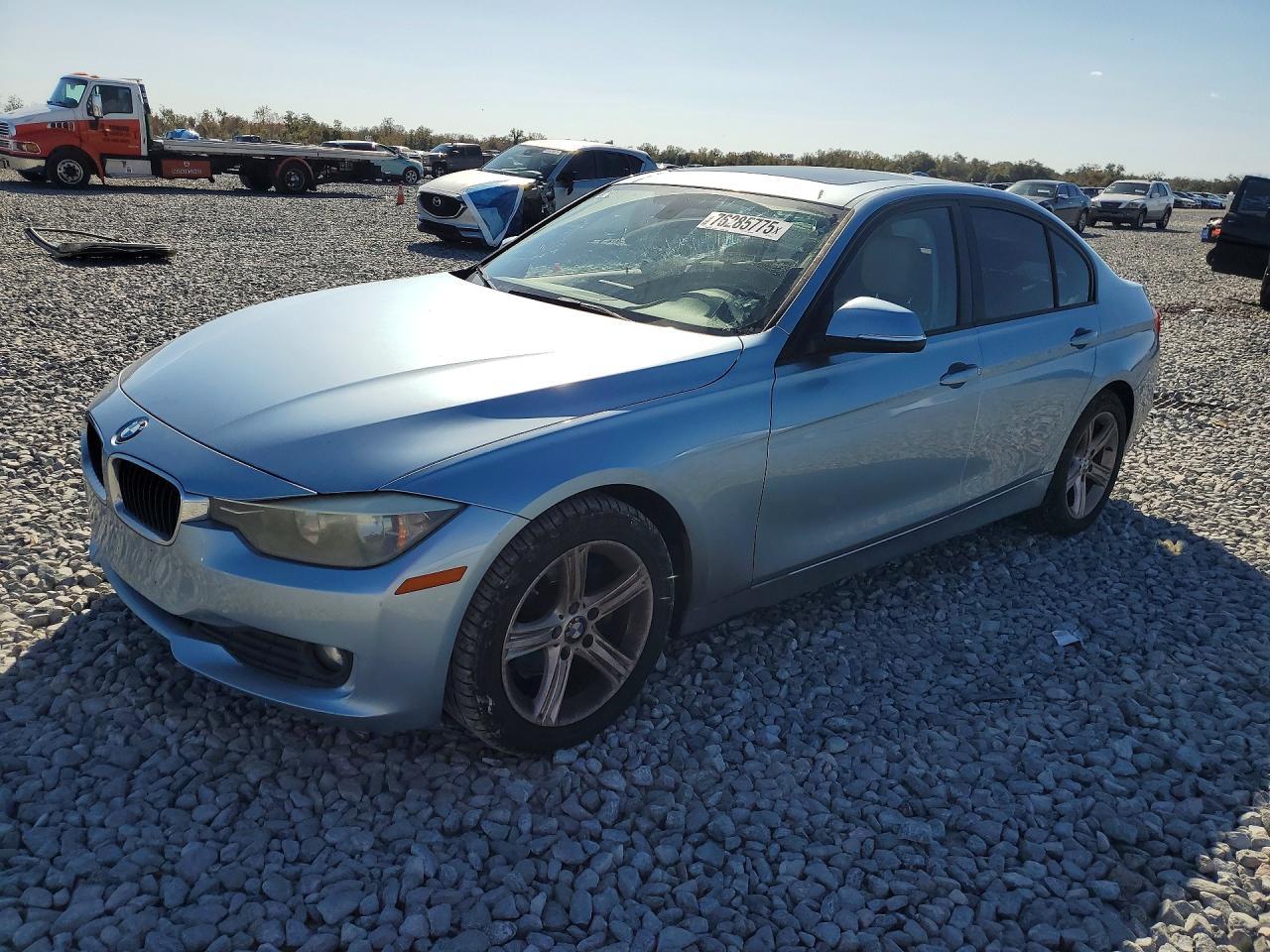 2013 BMW 320 I - zdjęcie główne