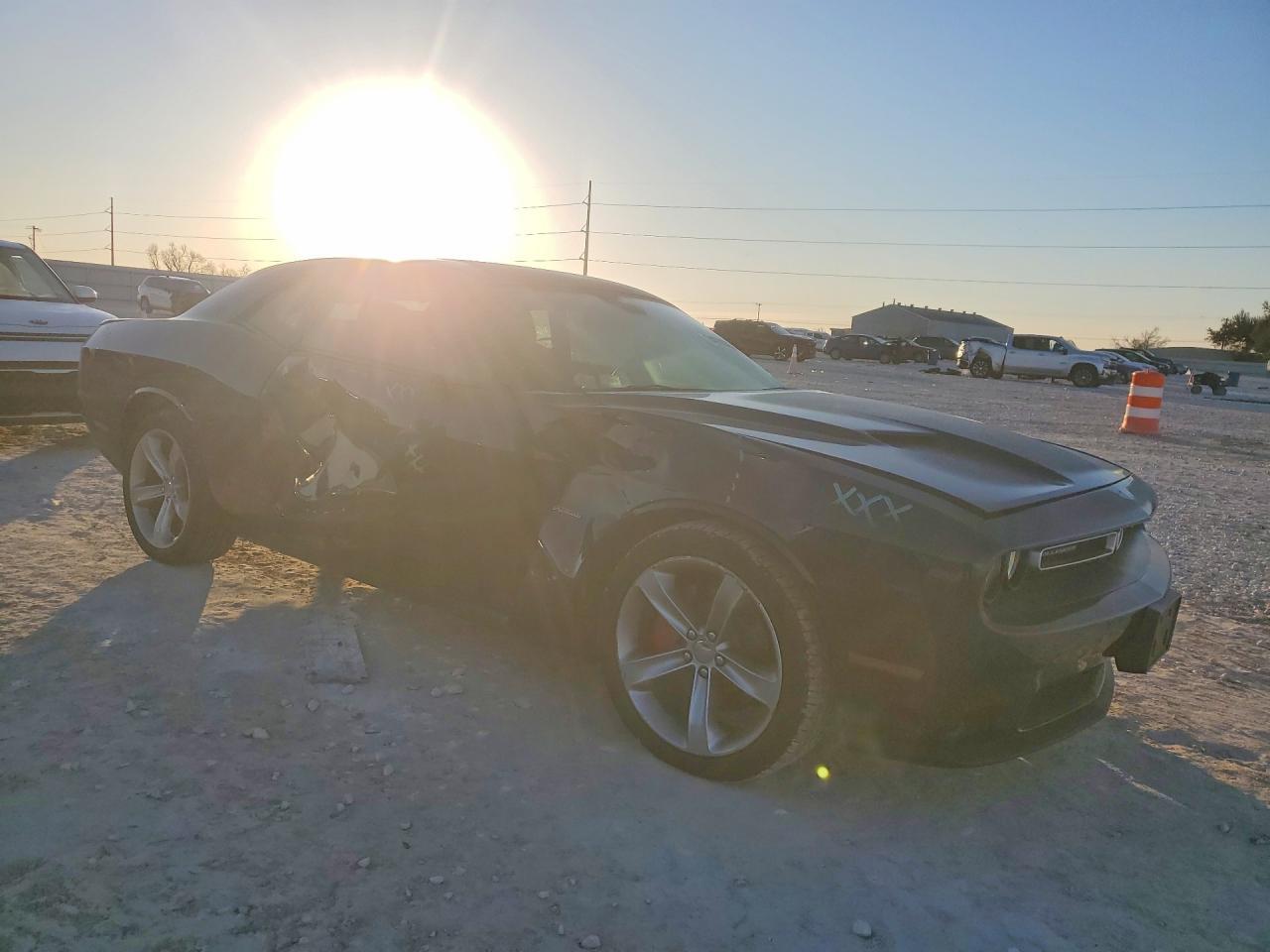2015 Dodge Challenger Sxt - zdjęcie 4