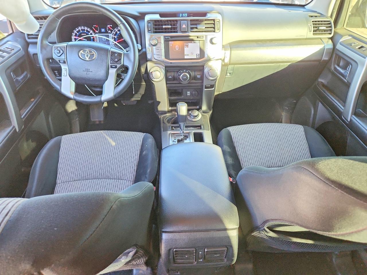 2017 Toyota 4Runner Sr5 - zdjęcie 8