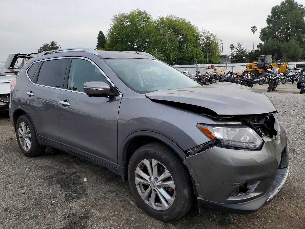 2015 Nissan Rogue S - zdjęcie 4