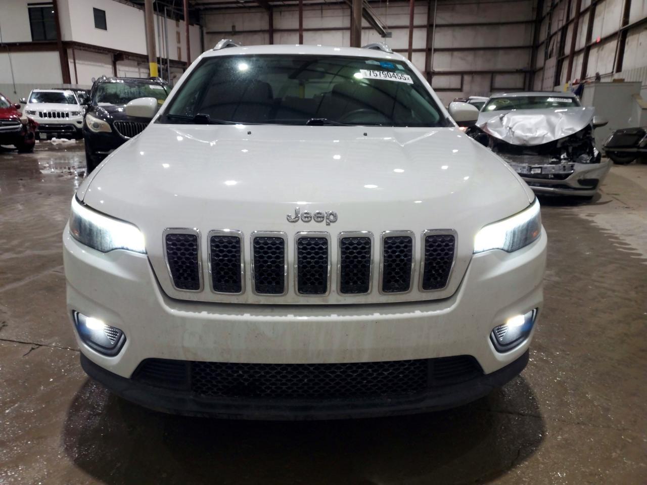 2019 Jeep Cherokee Latitude Plus - zdjęcie 5