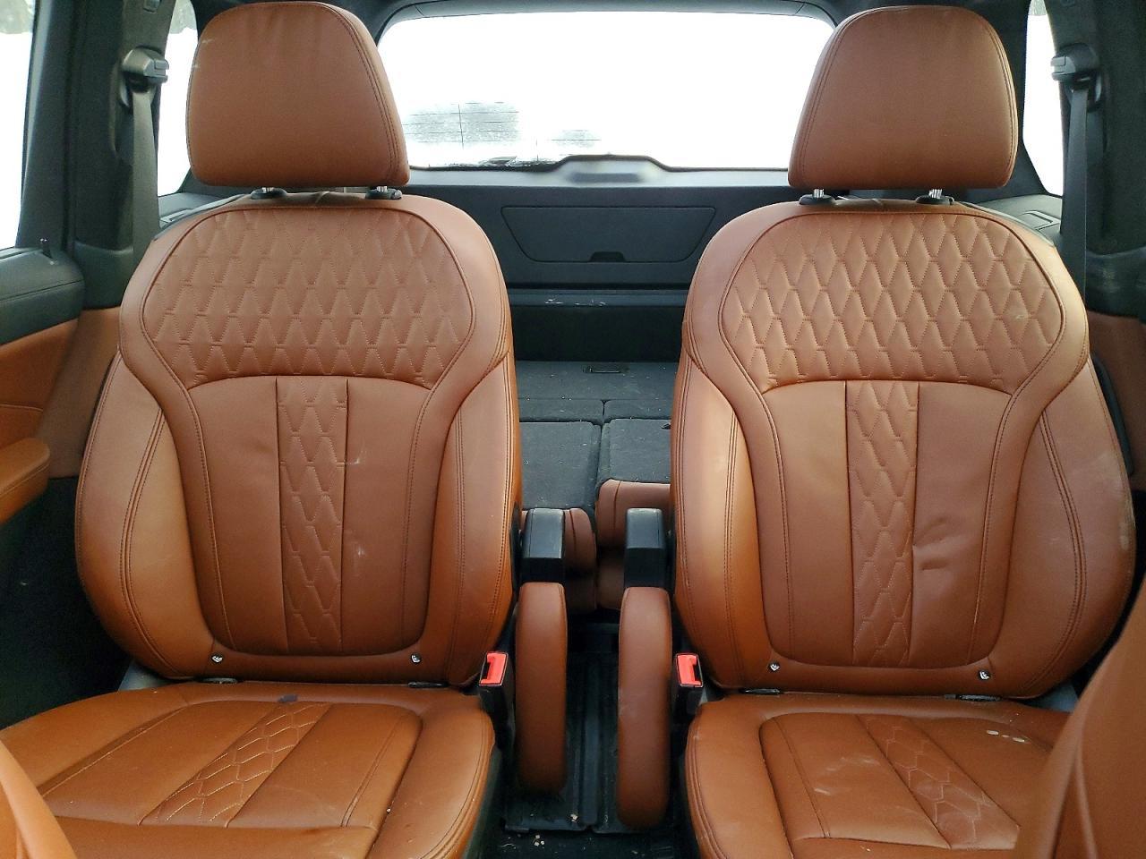 2023 BMW X7 xDrive40I - zdjęcie 10