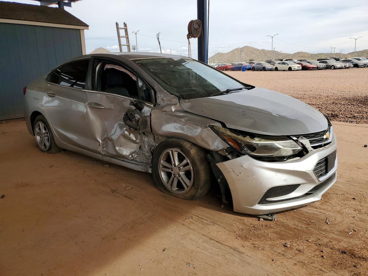 2016 Chevrolet Cruze Lt - zdjęcie 4