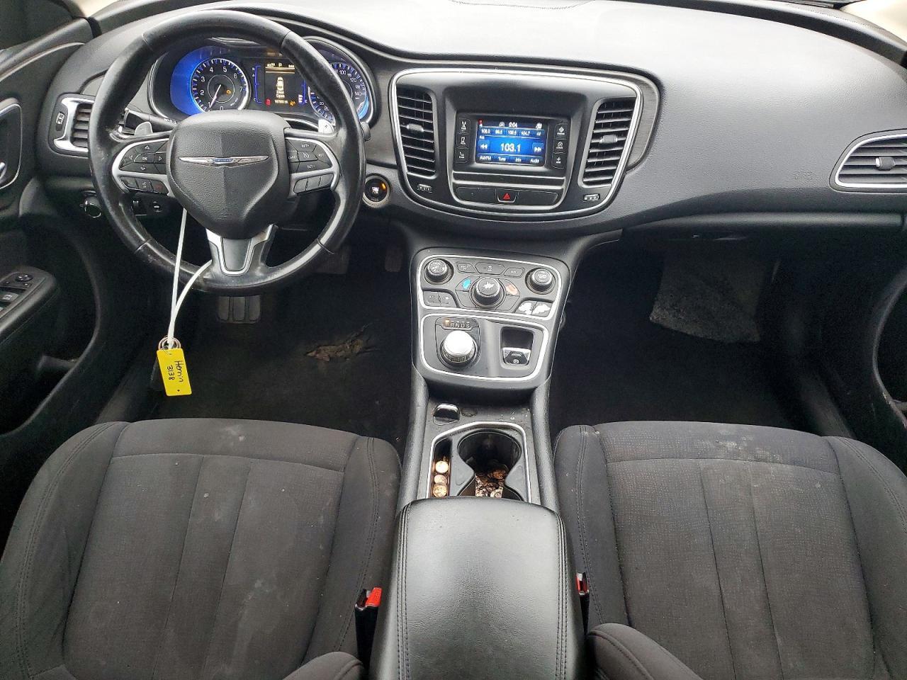 2016 Chrysler 200 Limited - zdjęcie 8