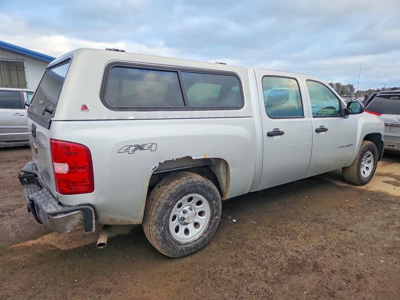 2013 Chevrolet Silverado K1500 - zdjęcie 3