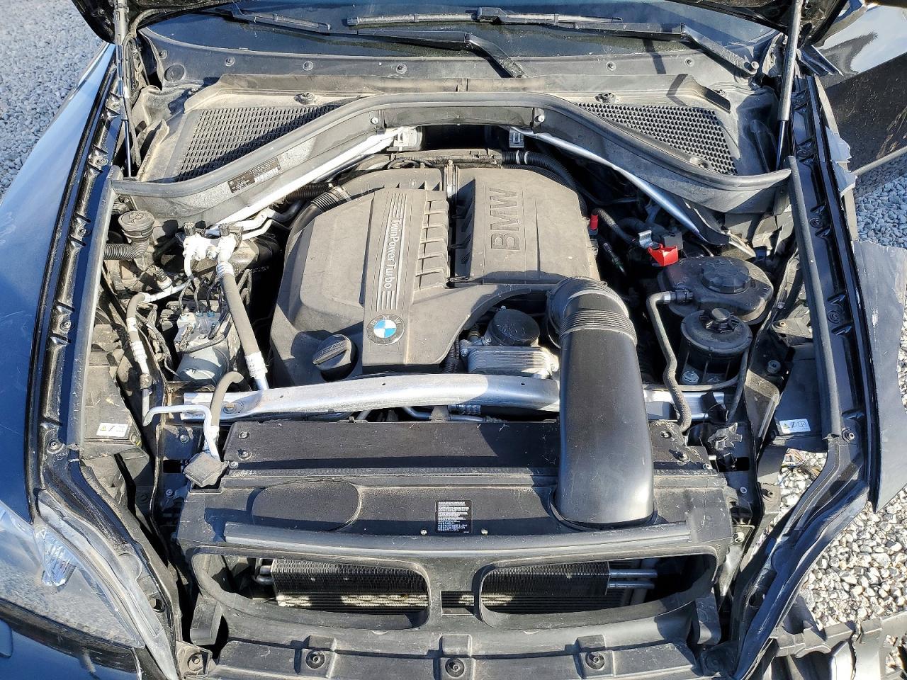 2013 BMW X5 xDrive35I - zdjęcie 12