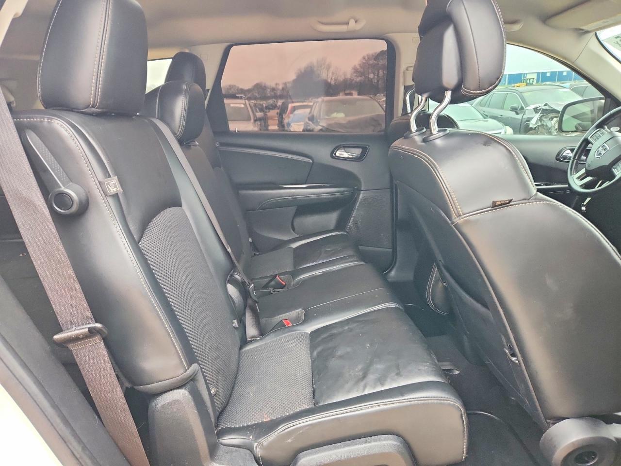 2018 Dodge Journey Crossroad - zdjęcie 10
