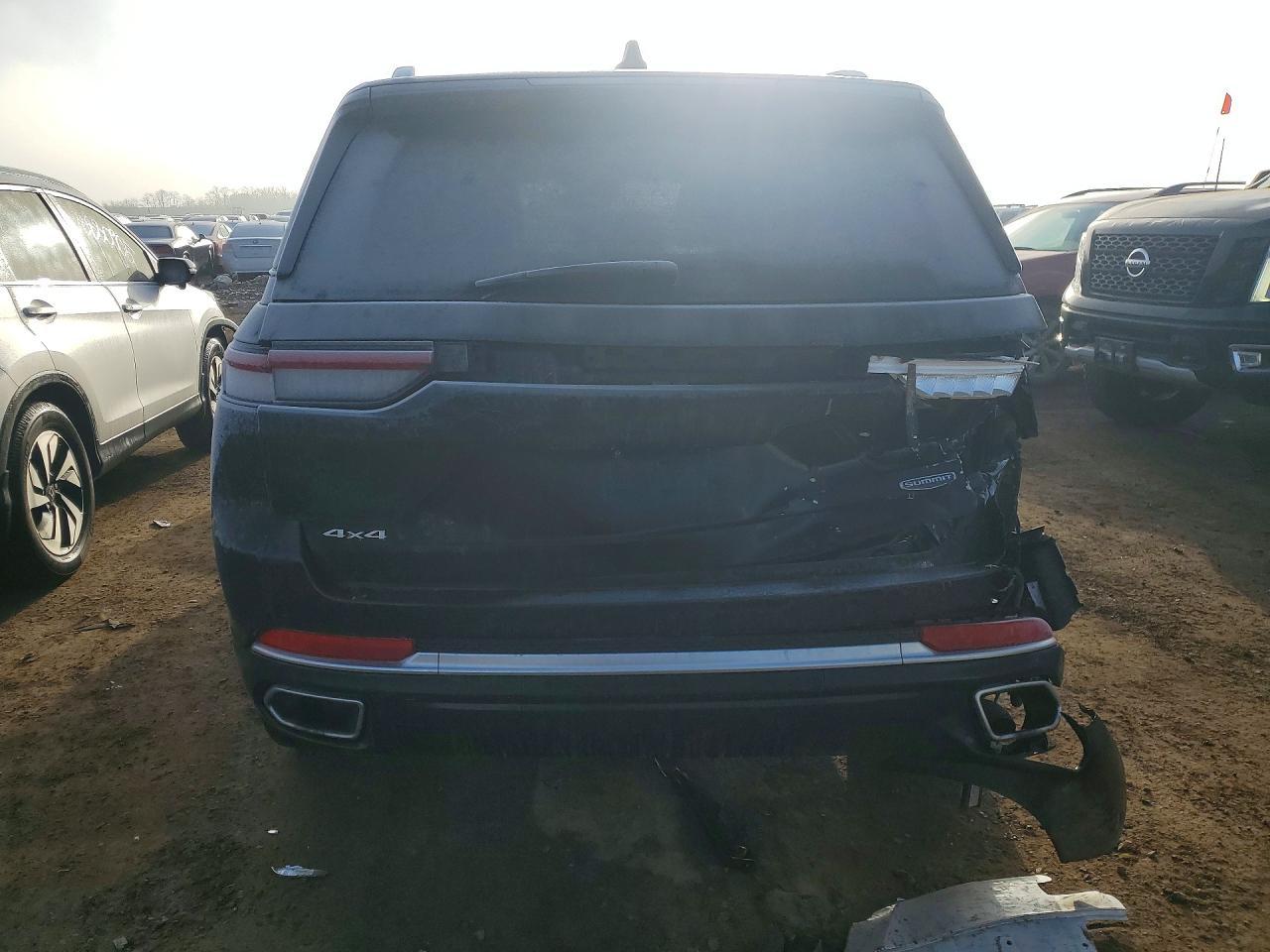 2023 Jeep Grand Cherokee Summit - zdjęcie 6