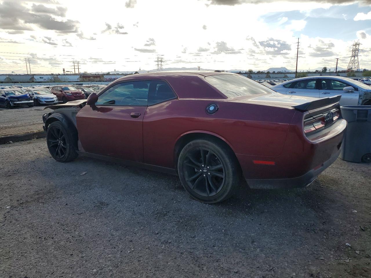 2018 Dodge Challenger Sxt - zdjęcie 2