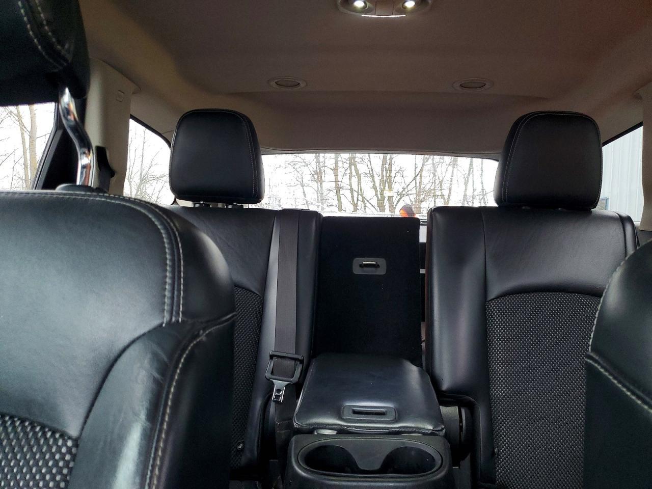 2018 Dodge Journey Crossroad - zdjęcie 10