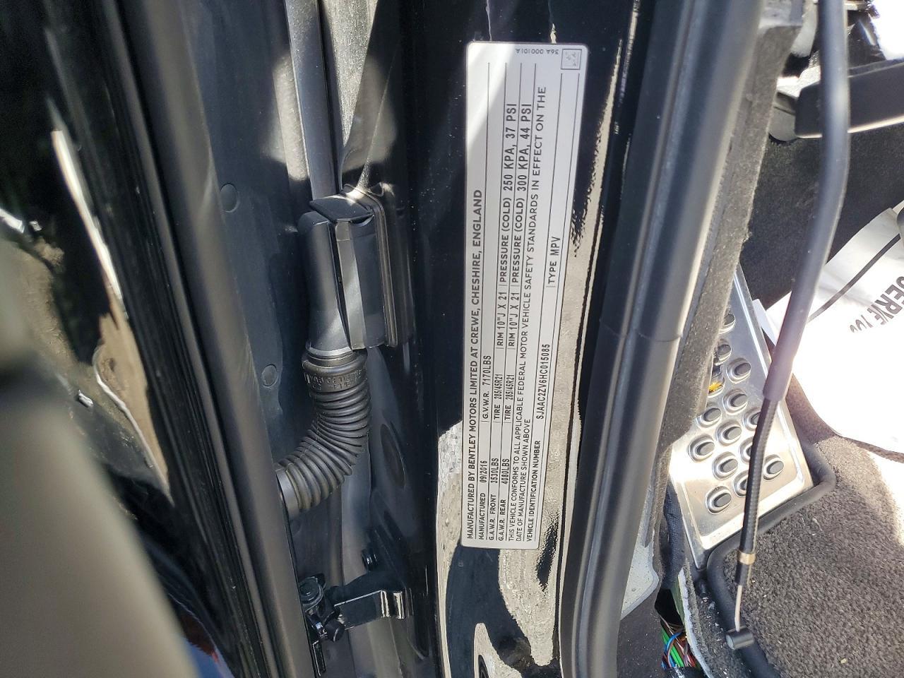 2017 Bentley Bentayga - zdjęcie 14