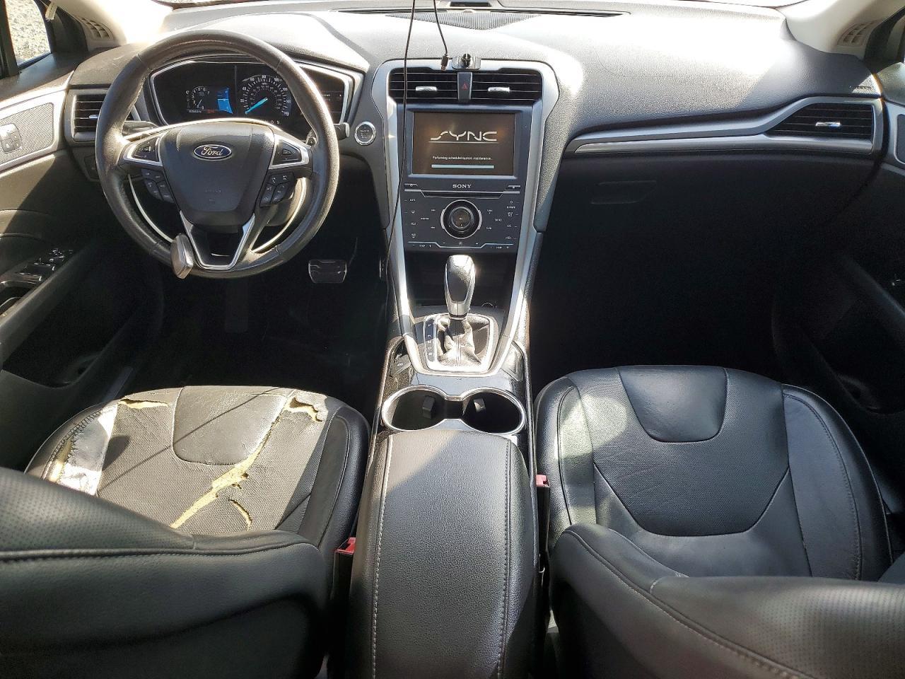 2014 Ford Fusion Titanium - zdjęcie 8