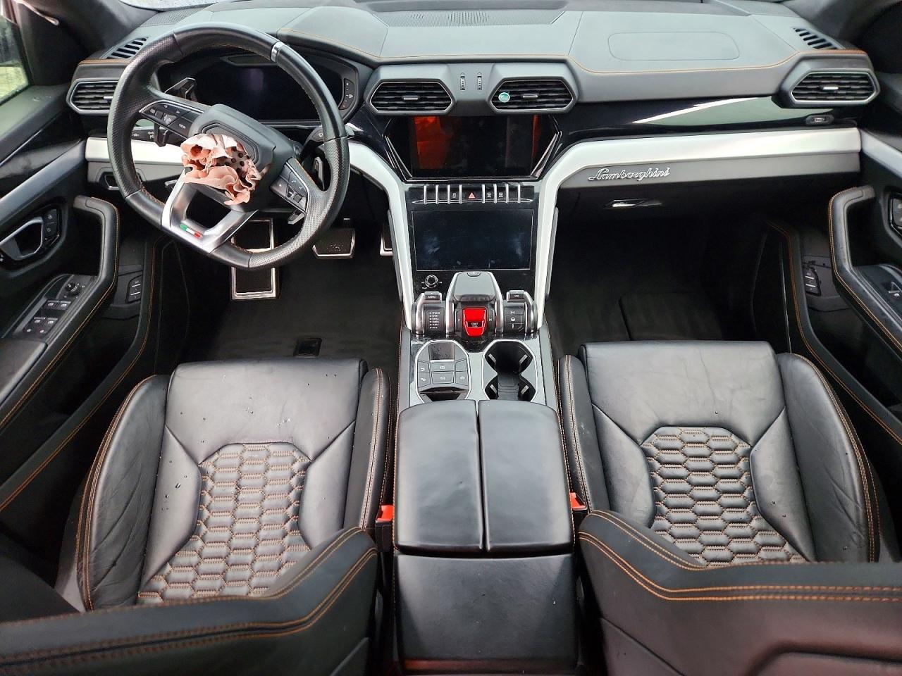 2021 Lamborghini Urus - zdjęcie 8