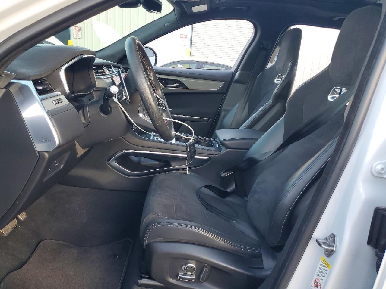 2021 Jaguar F-Pace Svr - zdjęcie 7