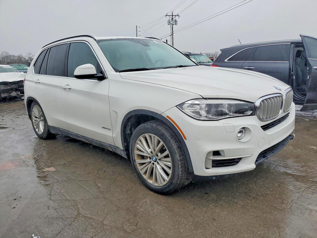2015 BMW X5 xDrive50I - zdjęcie 4
