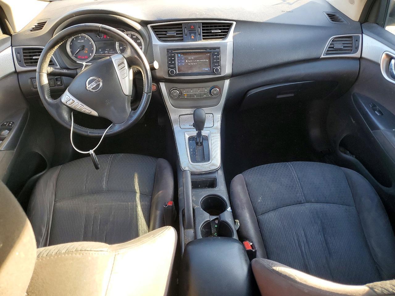 2013 Nissan Sentra S - zdjęcie 8