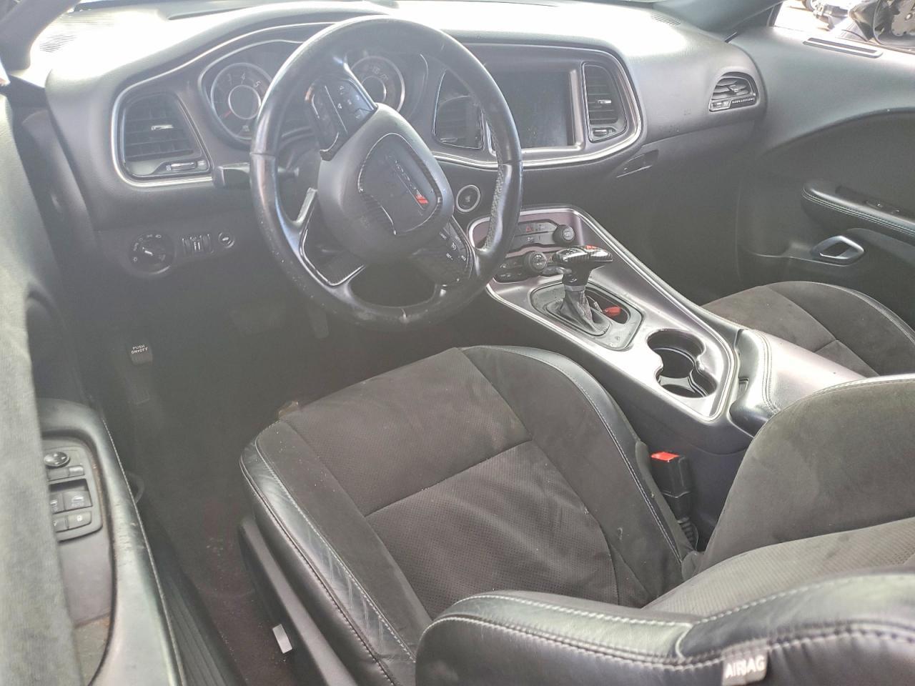 2016 Dodge Challenger R/T - zdjęcie 8