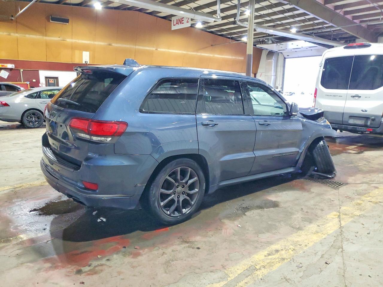 2021 Jeep Grand Cherokee Overland - zdjęcie 3