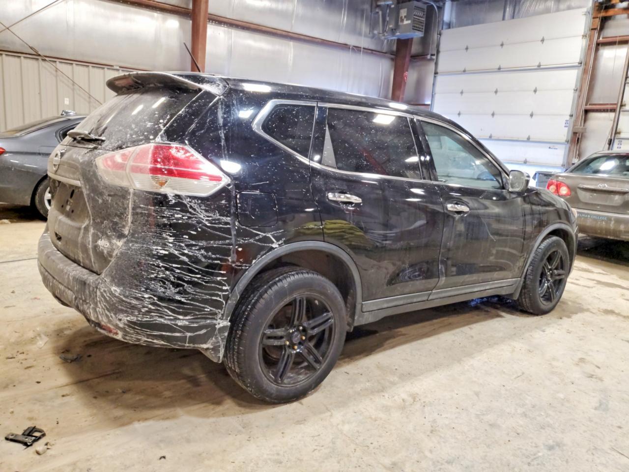 2015 Nissan Rogue S - zdjęcie 3