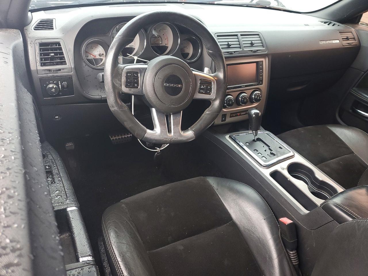 2013 Dodge Challenger Srt-8 - zdjęcie 8