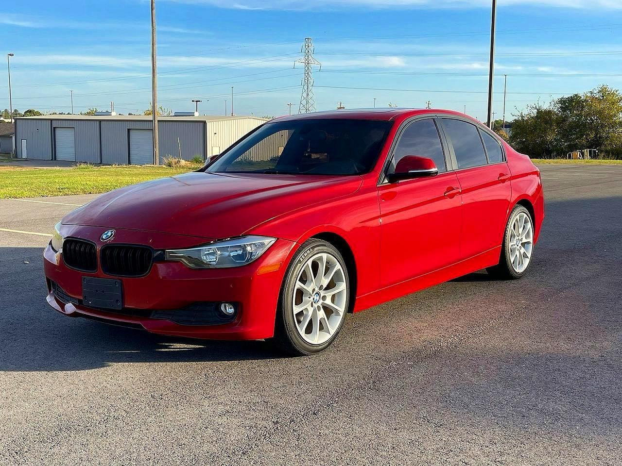 2014 BMW 320 I - zdjęcie 2