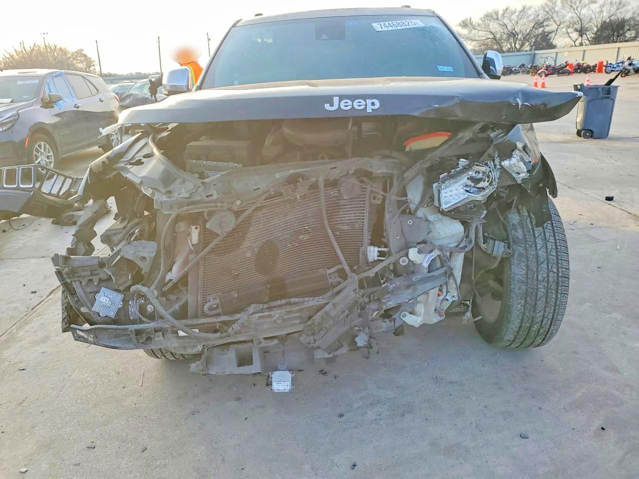 2014 Jeep Grand Cherokee Summit - zdjęcie 5