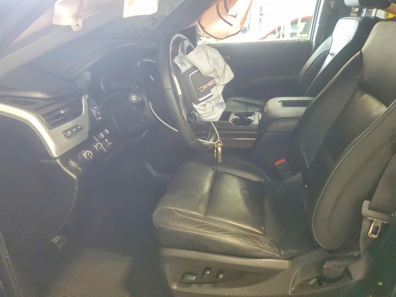 2019 GMC Yukon Xl K1500 Slt - zdjęcie 7