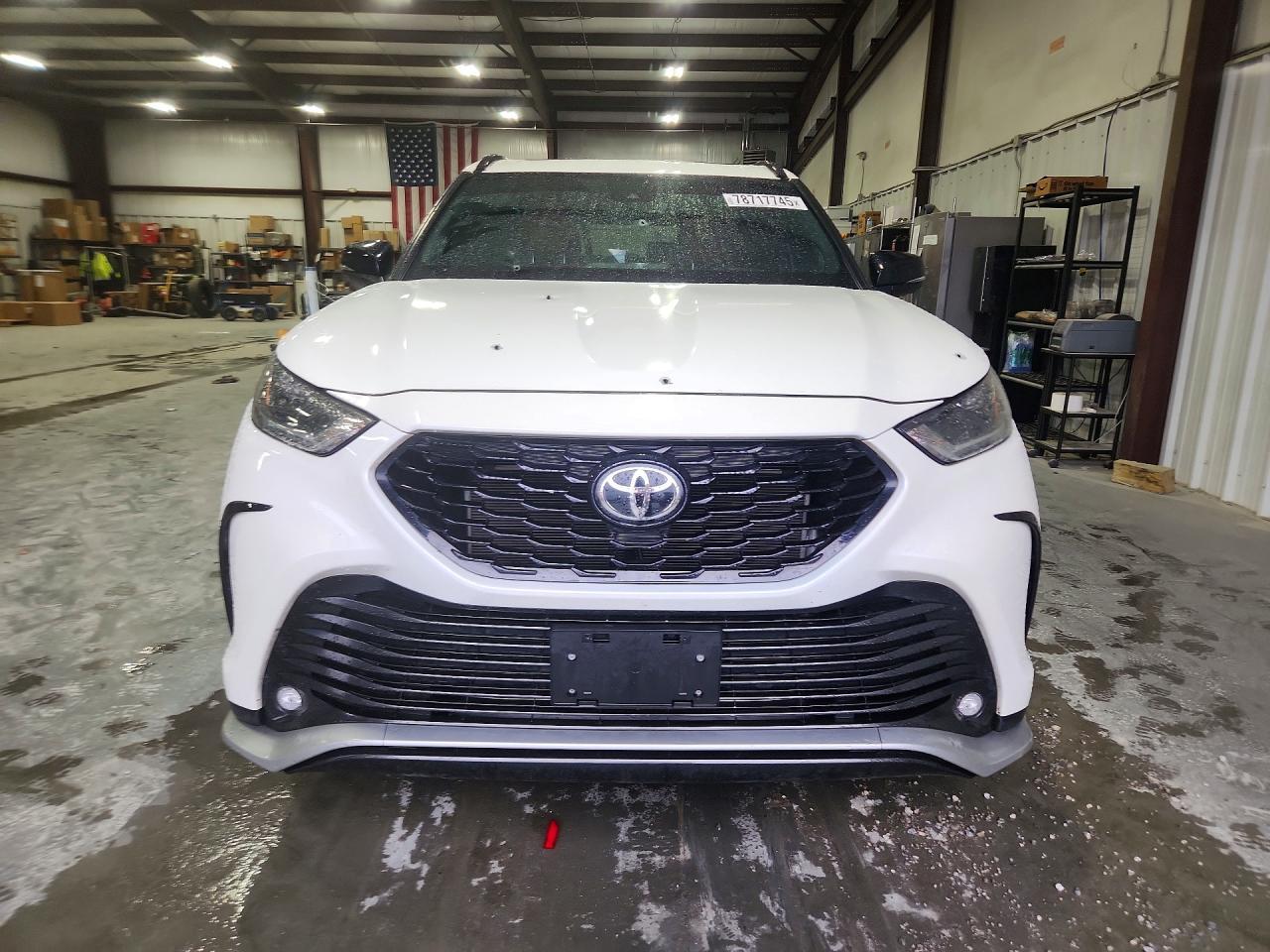 2021 Toyota Highlander Xse - zdjęcie 5