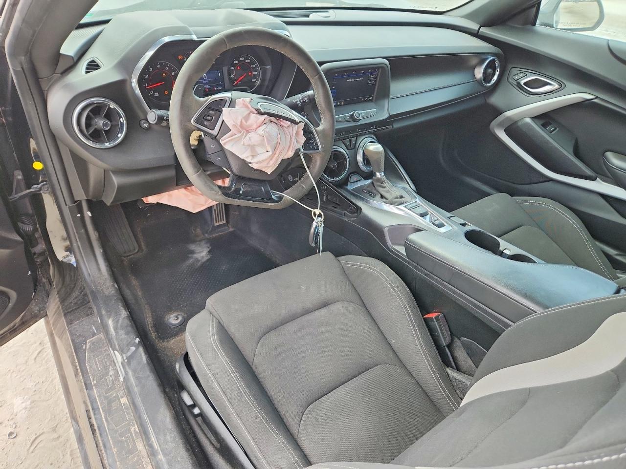 2020 Chevrolet Camaro Ls - zdjęcie 8