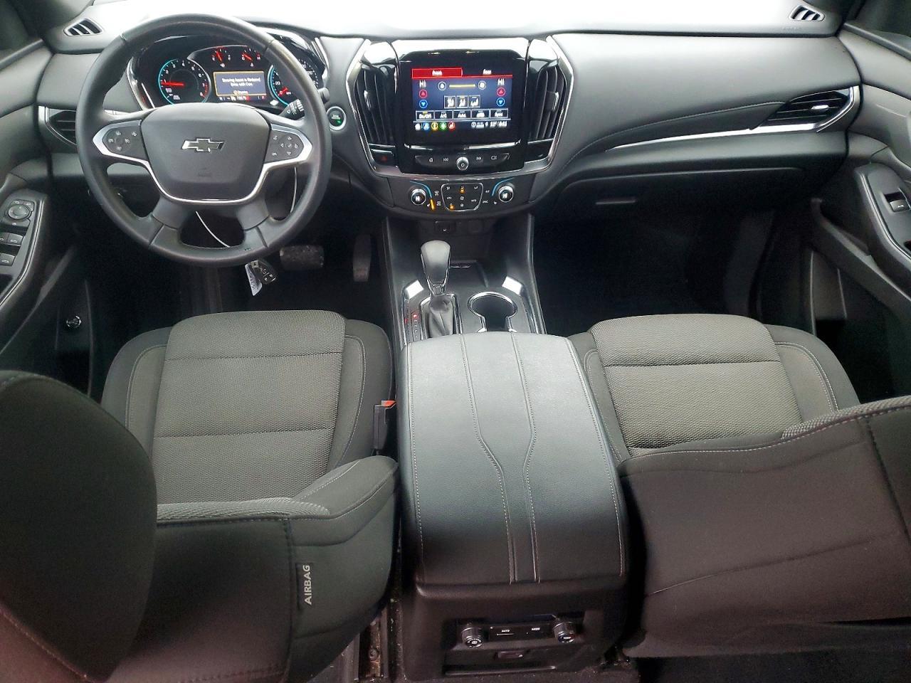 2023 Chevrolet Traverse Lt - zdjęcie 8