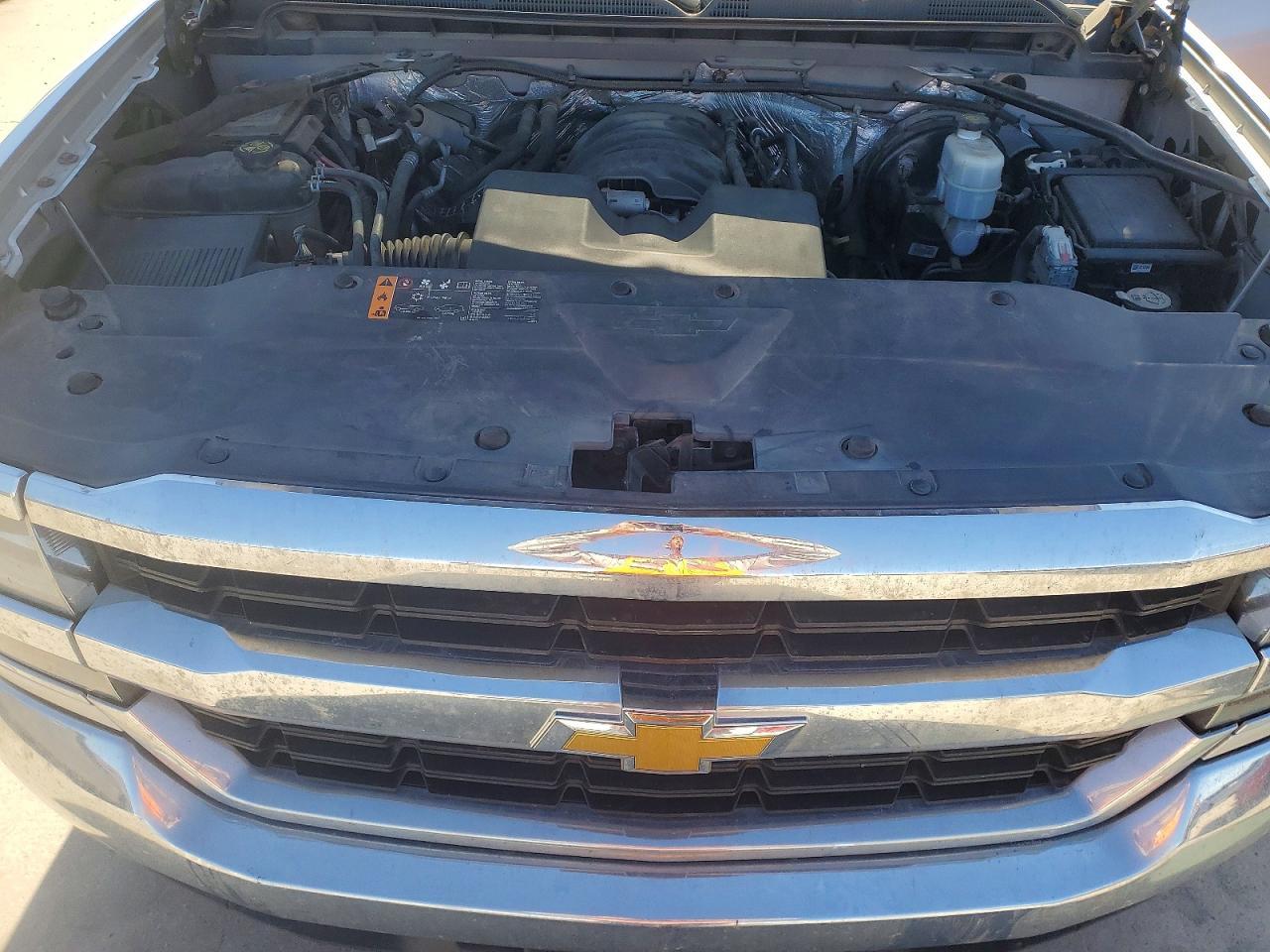 2017 Chevrolet Silverado C1500 - zdjęcie 11