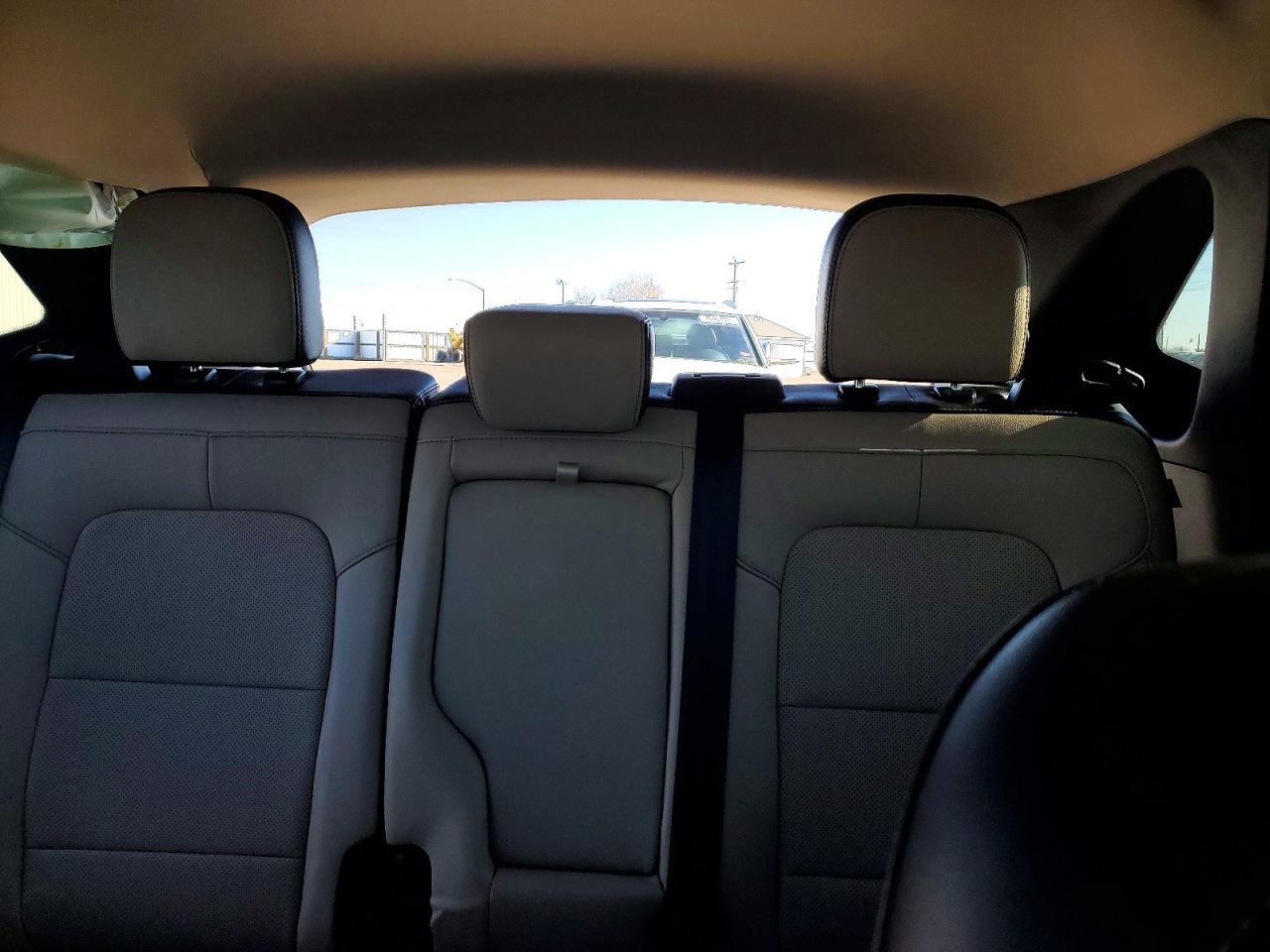 2020 Ford Escape Titanium - zdjęcie 10